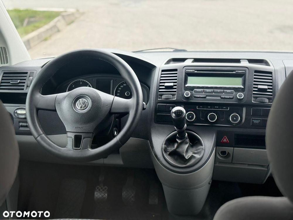 Volkswagen Caravelle L2 Comfortline Mixt - 4