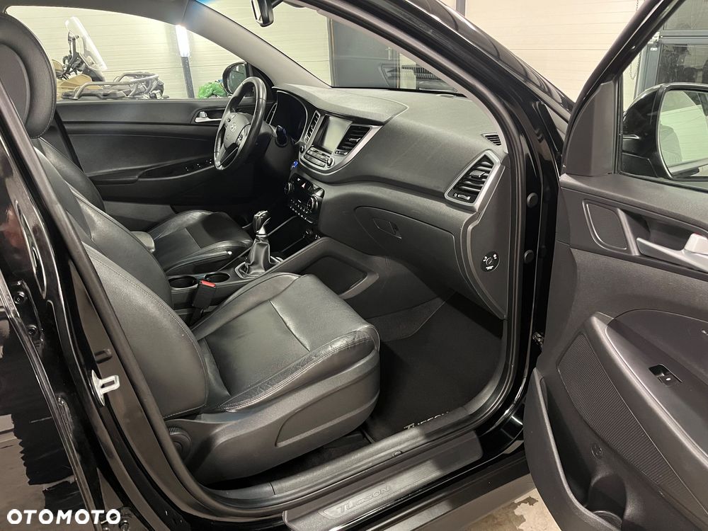 Hyundai Tucson - 24