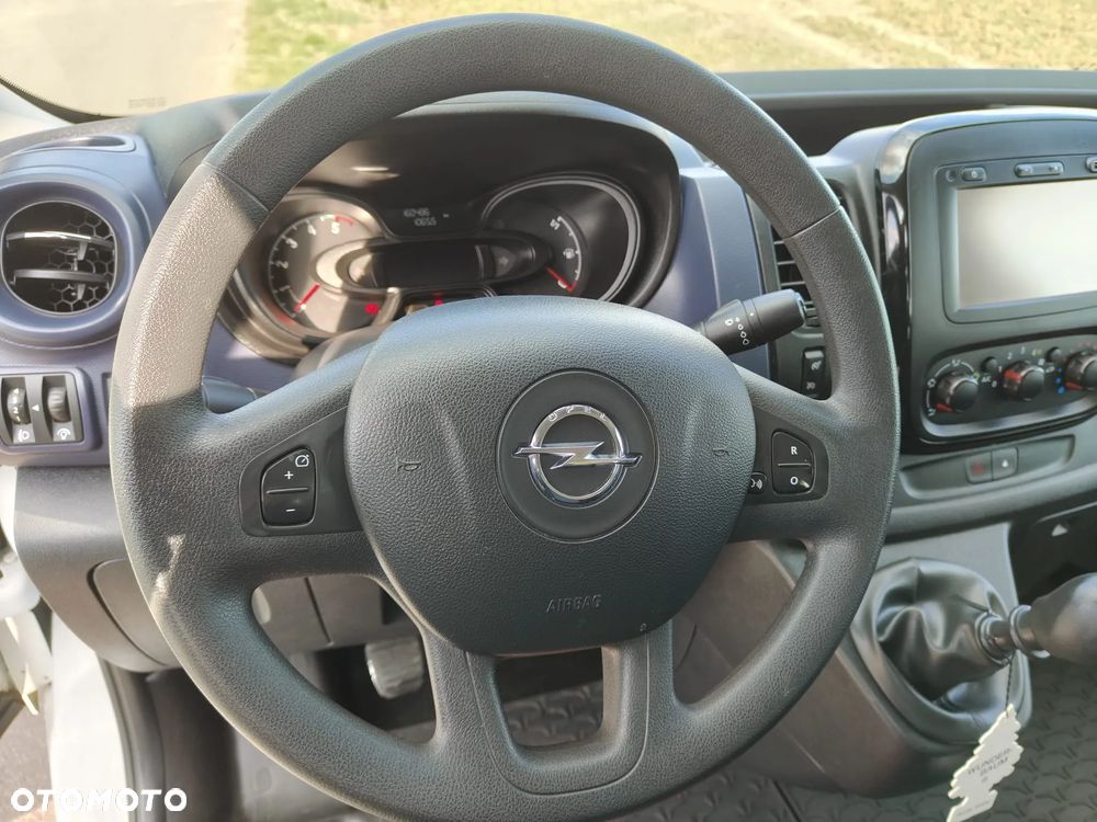 Opel Vivaro - 29