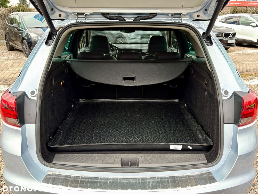 Opel Astra 1.6 CDTI DPF ecoFLEX TourerStart/Stop Exklusiv - 36