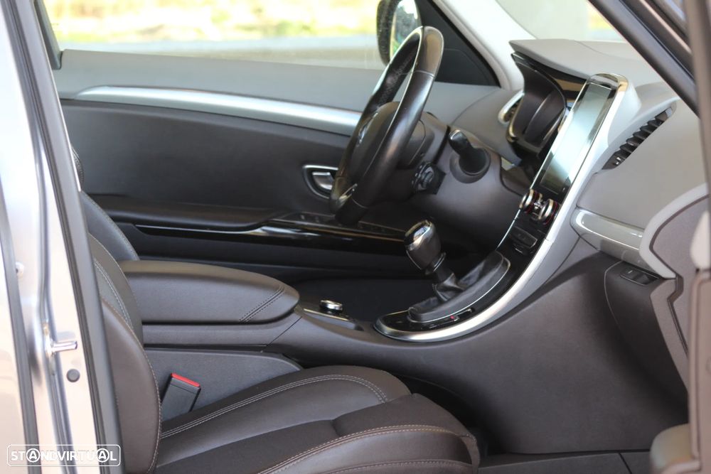 Renault Espace 1.6 dCi Zen - 27