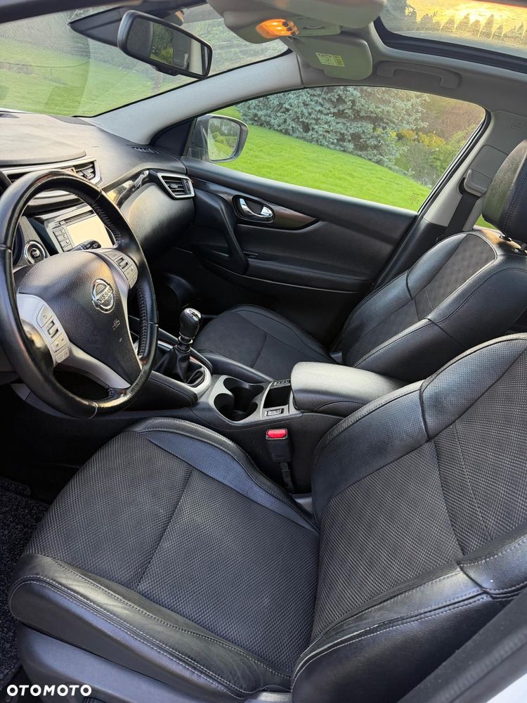 Nissan Qashqai 1.5 dCi Tekna - 15