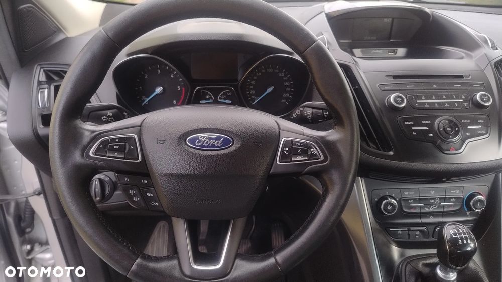 Ford Kuga 2.0 TDCi 4x4 Individual - 26