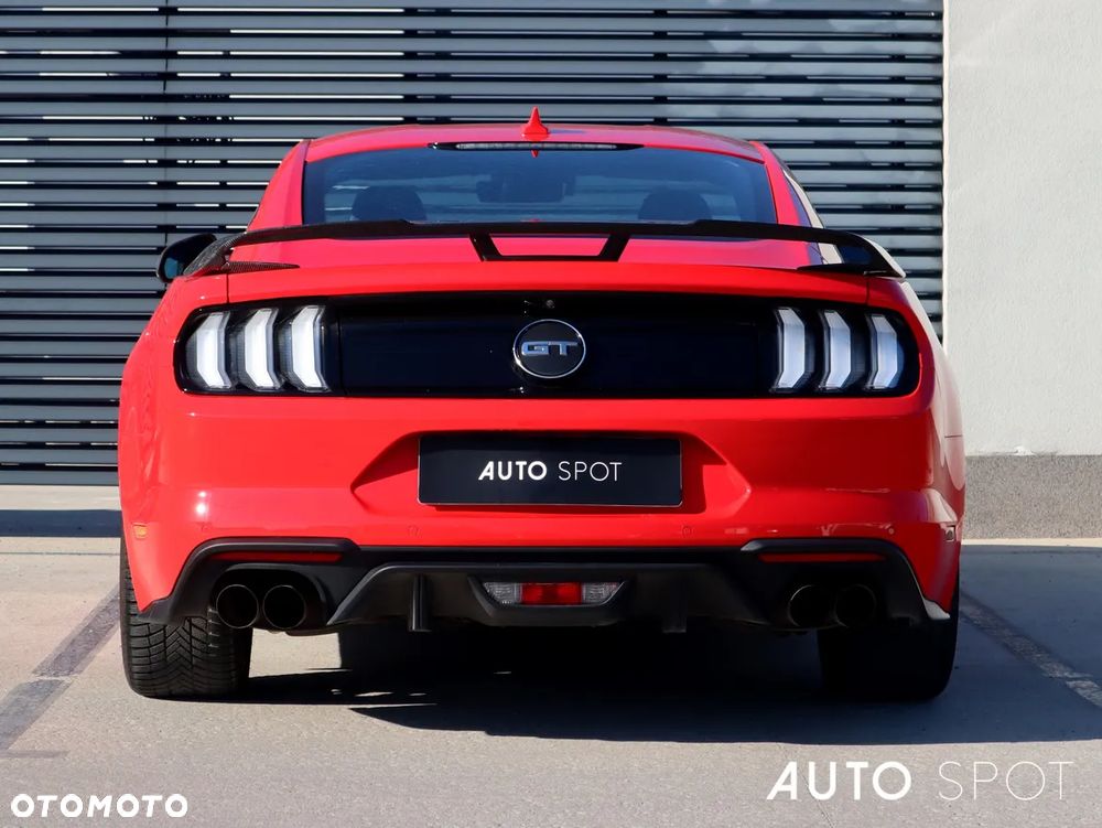 Ford Mustang 5.0 V8 GT - 5