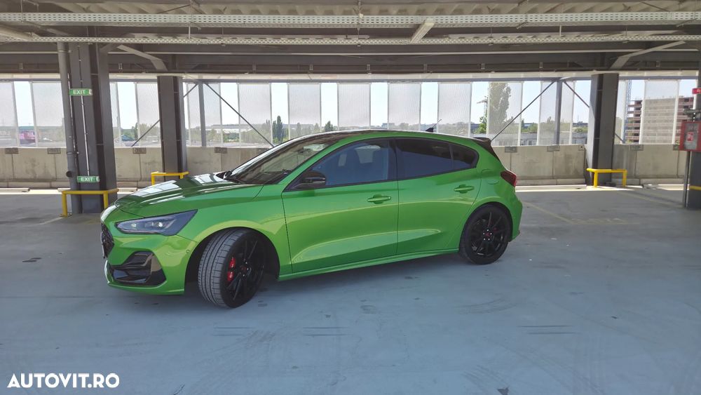 FORD Focus 2024 — imagine 4