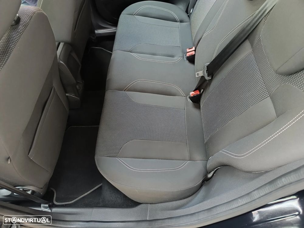 Ford Fiesta 1.5 TDCi Titanium - 15