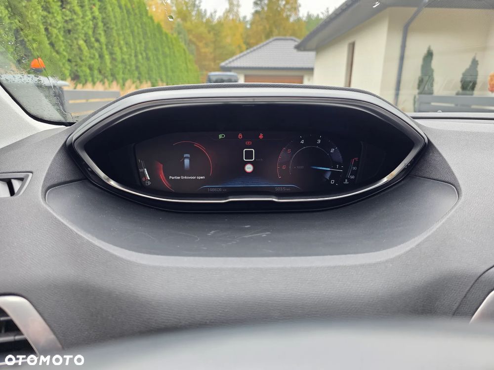 Peugeot 5008 HDI 115 Allure - 26