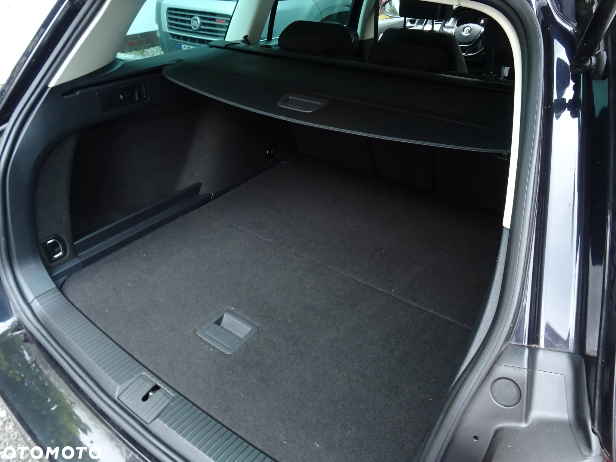 Volkswagen Passat Variant 1.6 TDI (BlueMotion Technology) Trendline - 7