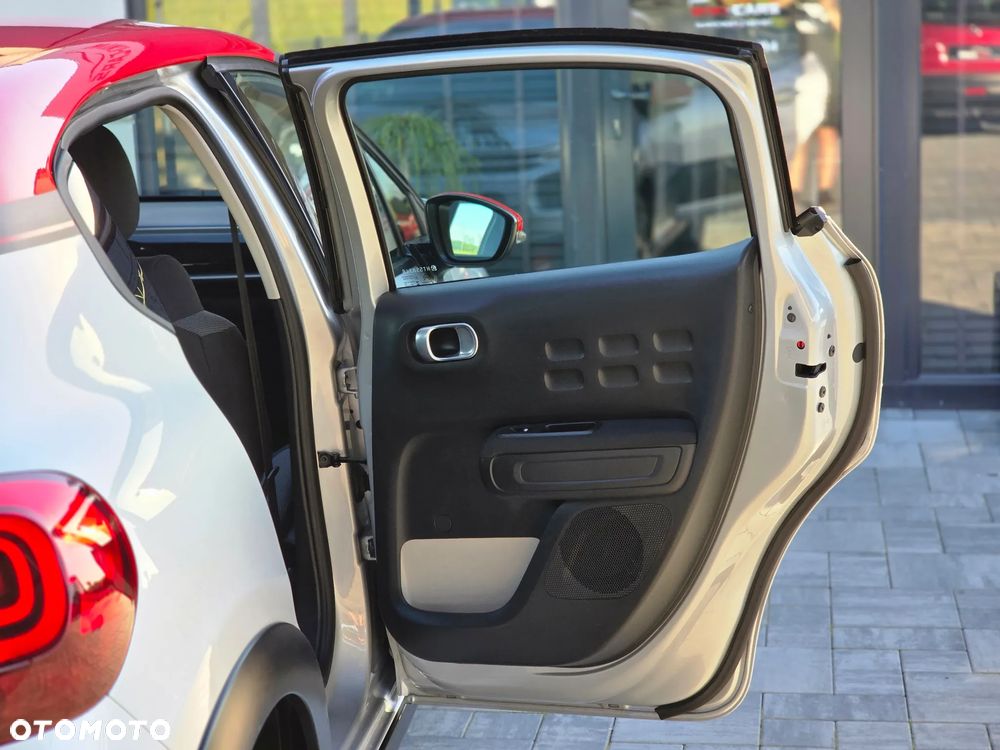 Citroën C3 Pure Tech (VTi) 82 Exclusive - 37