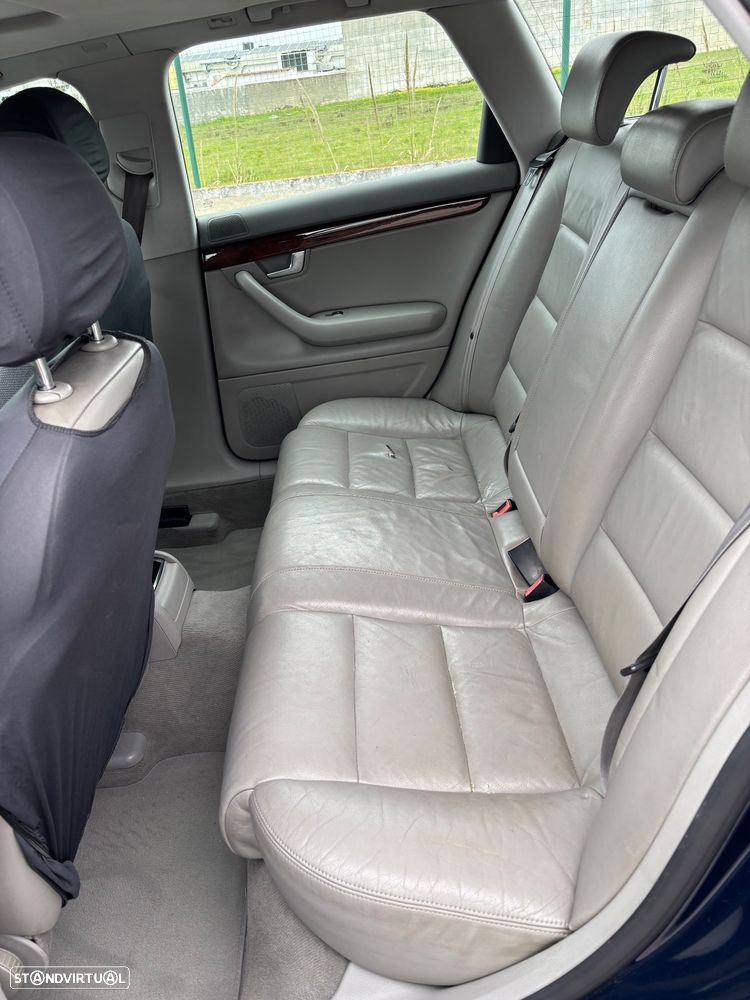 Audi A4 Avant 2.0 TDi - 10