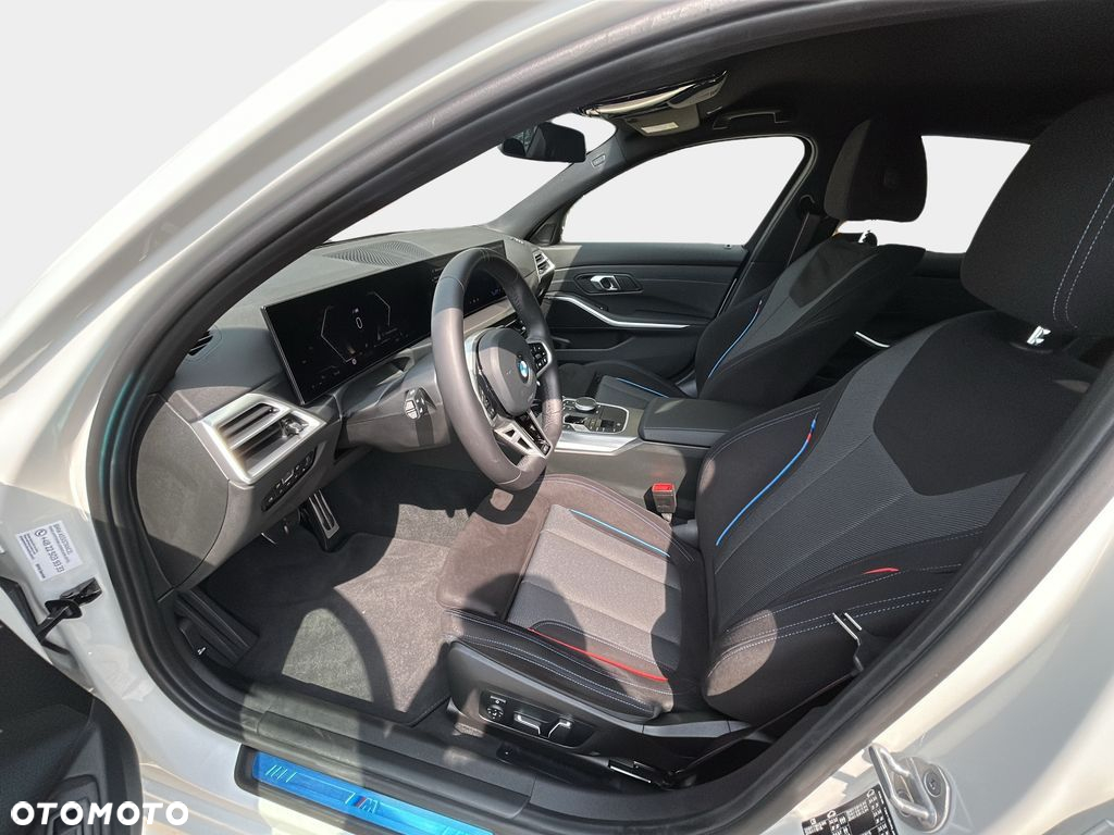 BMW Seria 3 - 13