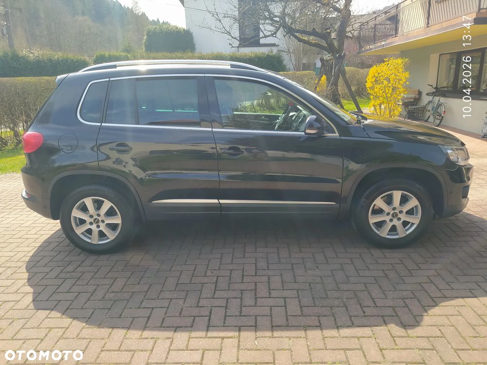 Volkswagen Tiguan - 12