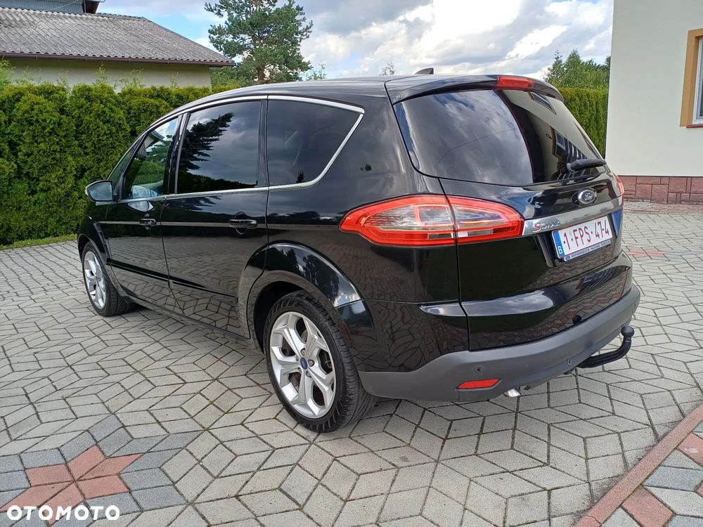 Ford Kuga 2.0 TDCi AWD Titanium - 2