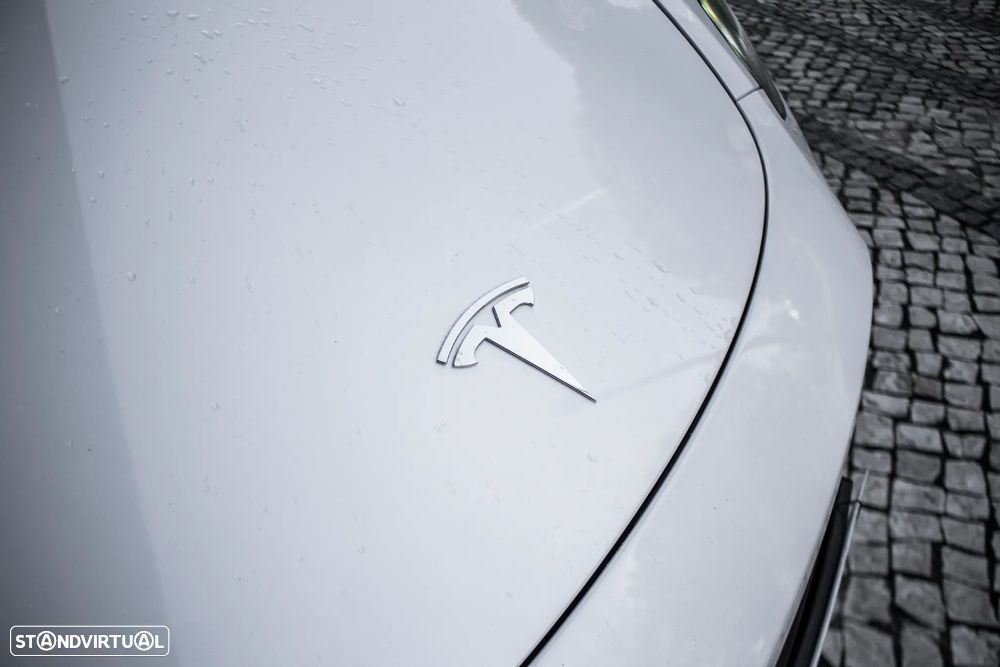Tesla Model Y Long Range Tração Integral - 9