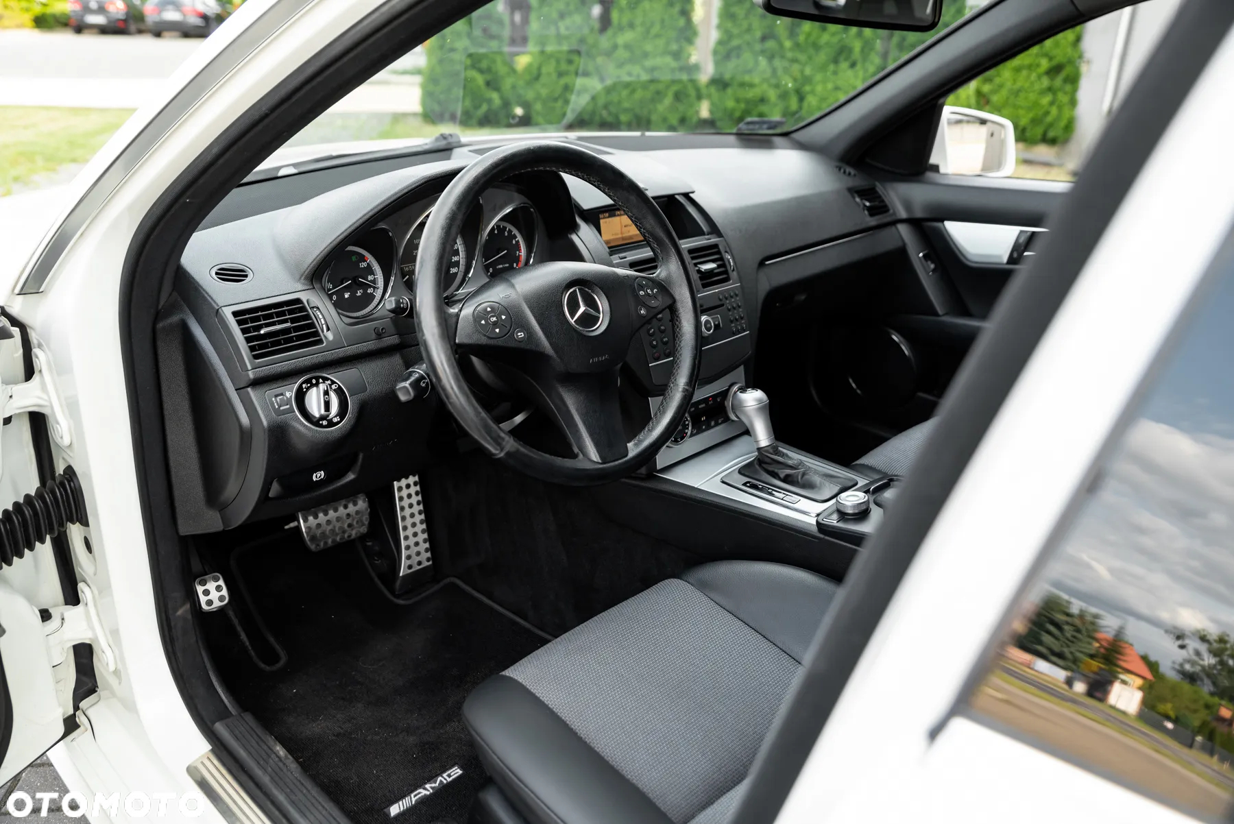Mercedes-Benz Klasa C 180 T Kompressor Automatik Avantgarde - 12