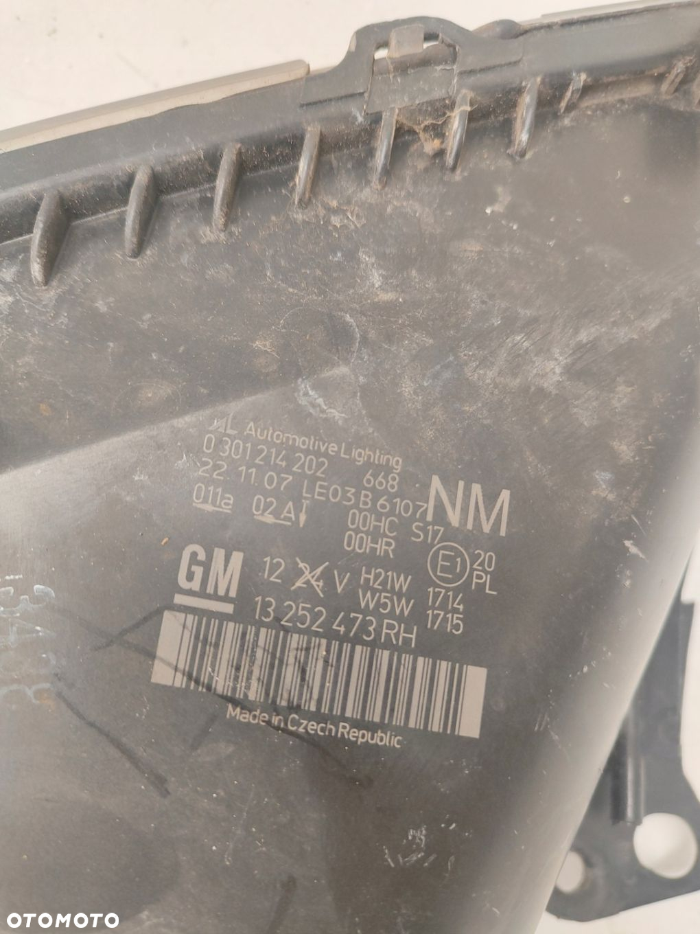 OPEL ZAFIRA B LIFT ZW LAMPA PRAWY PRZÓD 13252473 - 7
