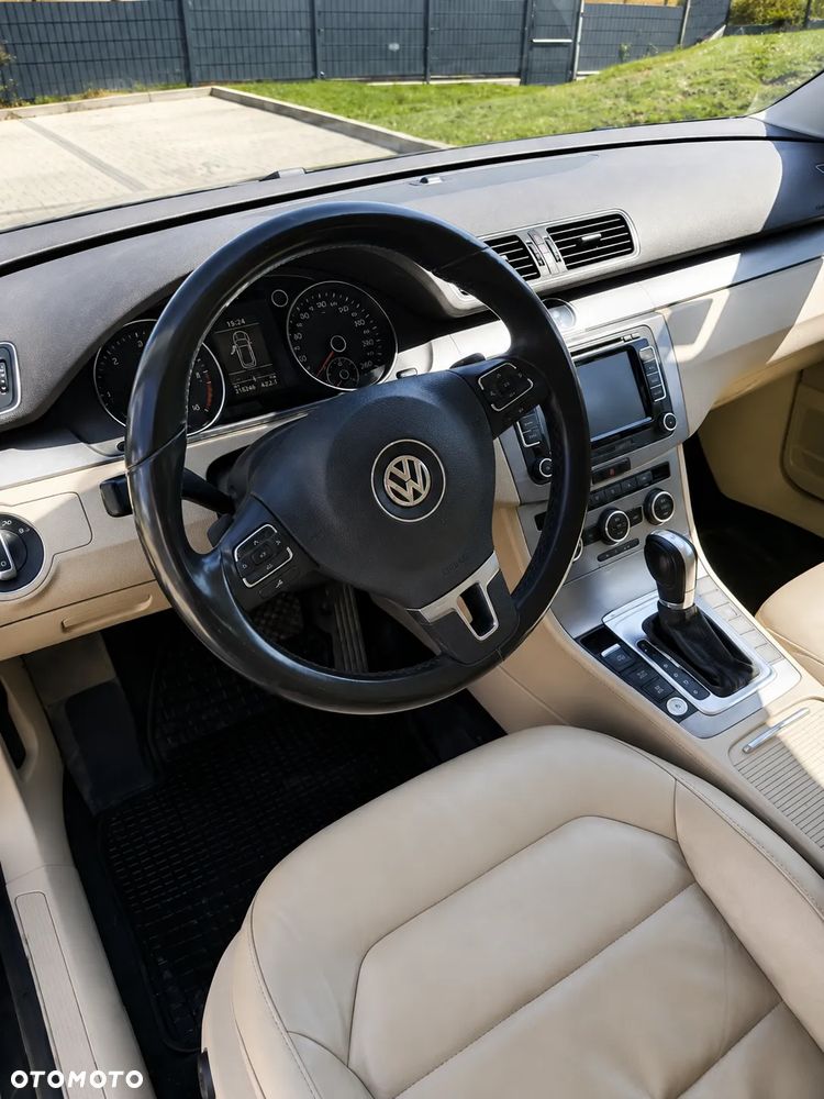 Volkswagen Passat 2.0 TDI Comfortline DSG - 7