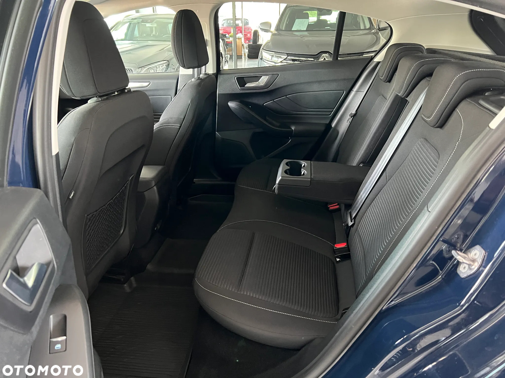 Ford Focus 1.0 EcoBoost Titanium Business - 35