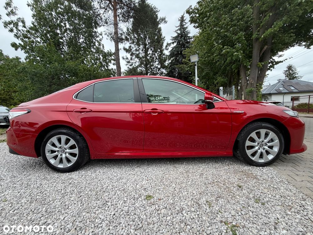 Toyota Camry 2.5 Hybrid Comfort CVT - 12