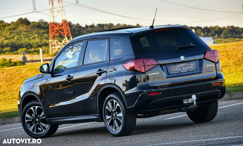 Suzuki Vitara 1.5 HEV Luxus - 5