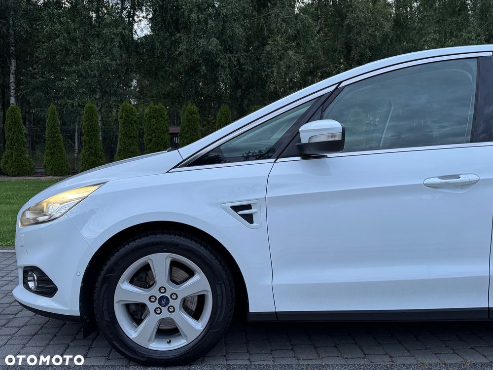 Ford S-Max 2.0 TDCi Titanium - 16