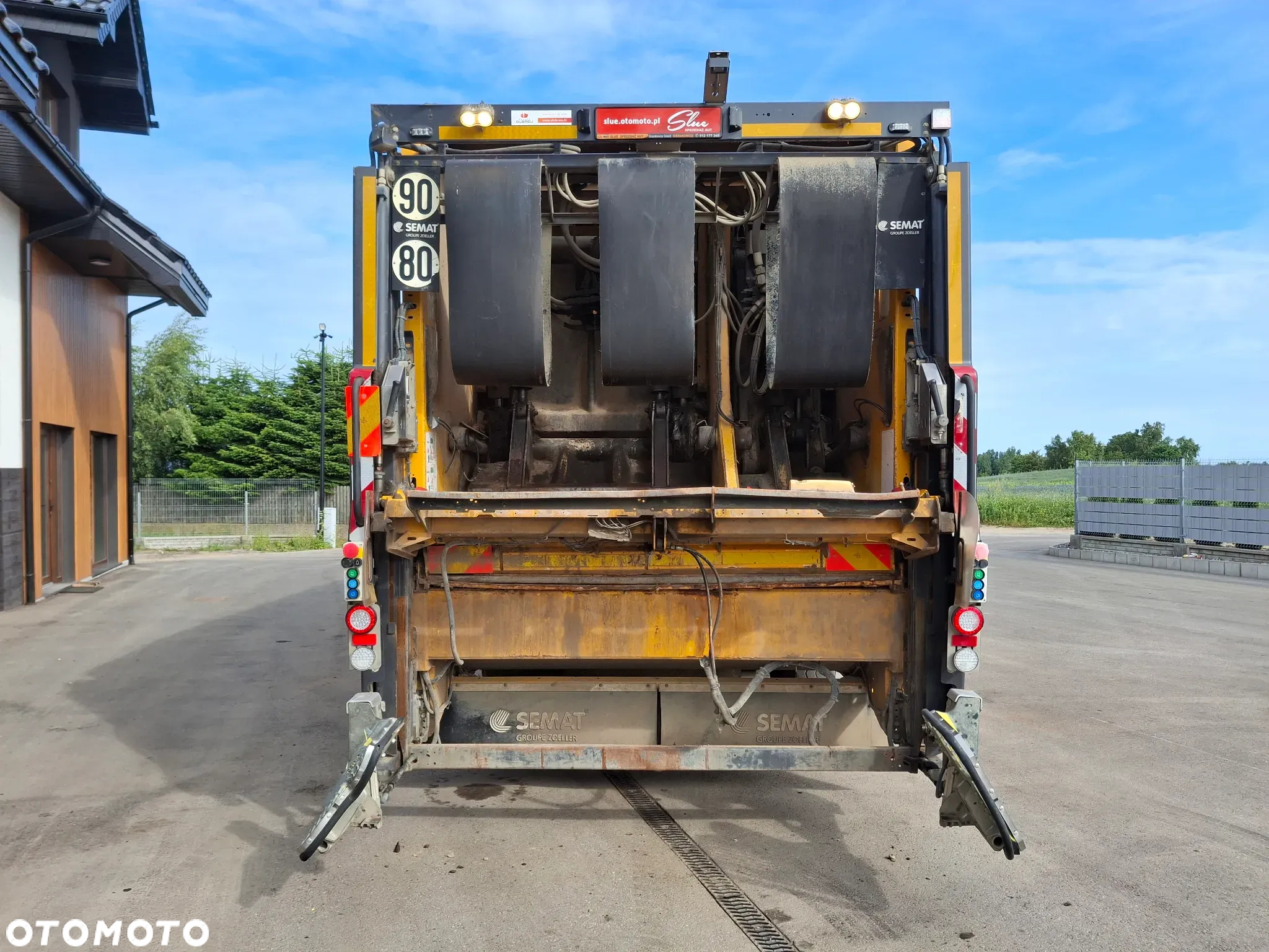 Renault Trucks D-Acces Śmieciarka Dwukomorowa Semat Zoeller Euro 6 2020r Odpady Segregacja 2 Komory 3 Osie - 5