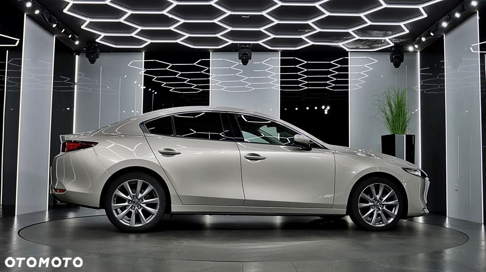 Mazda 3 e-SKYACTIV-G 150 M HYBRID DRIVE EXCLUSIVE-LINE - 11