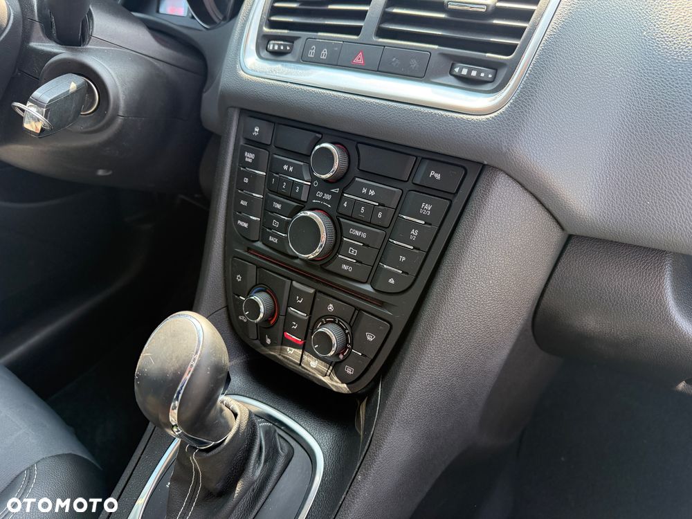 Opel Meriva 1.4 T Cosmo - 14