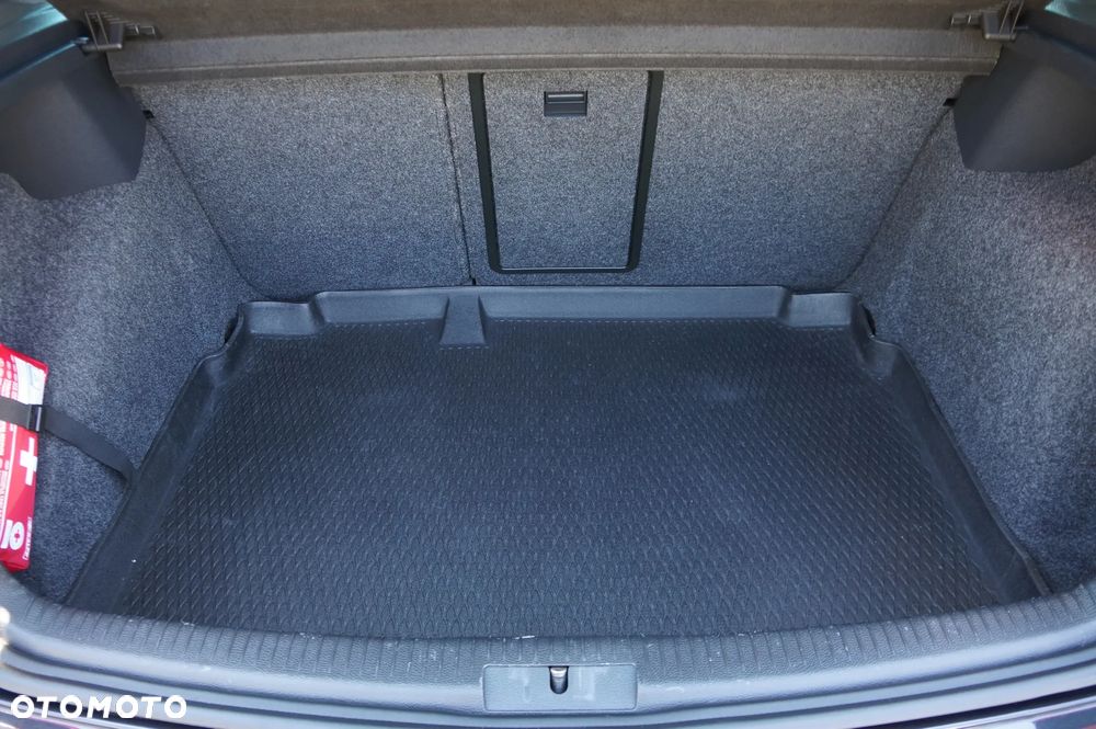 Volkswagen Golf 1.4 Comfortline - 30
