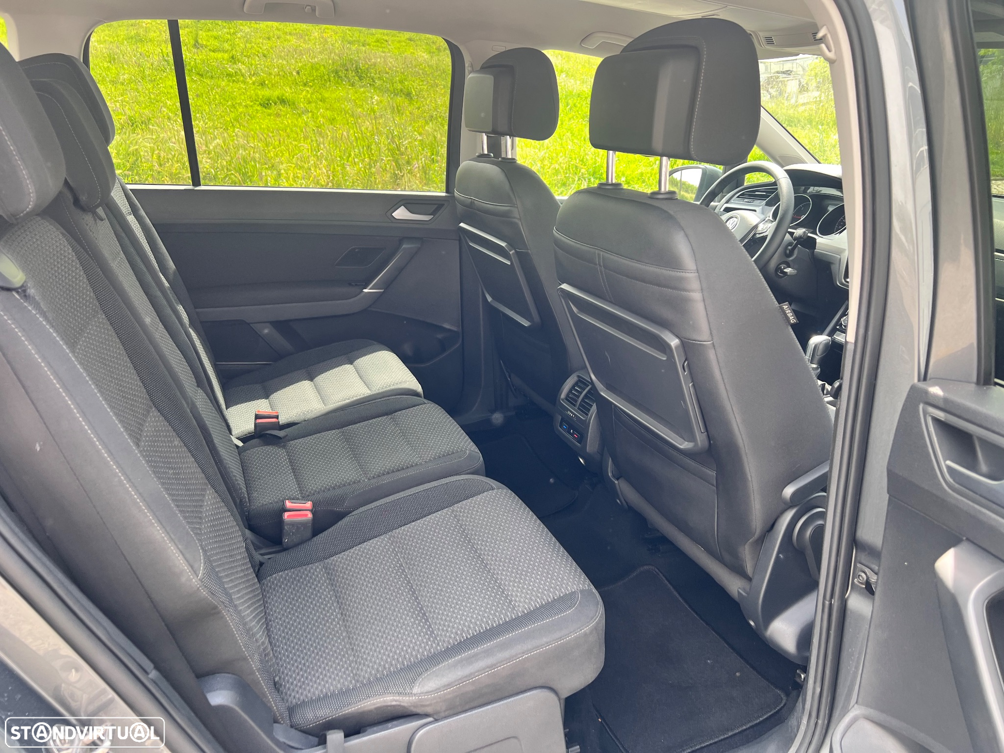 VW Touran 1.6 TDI Highline DSG - 15