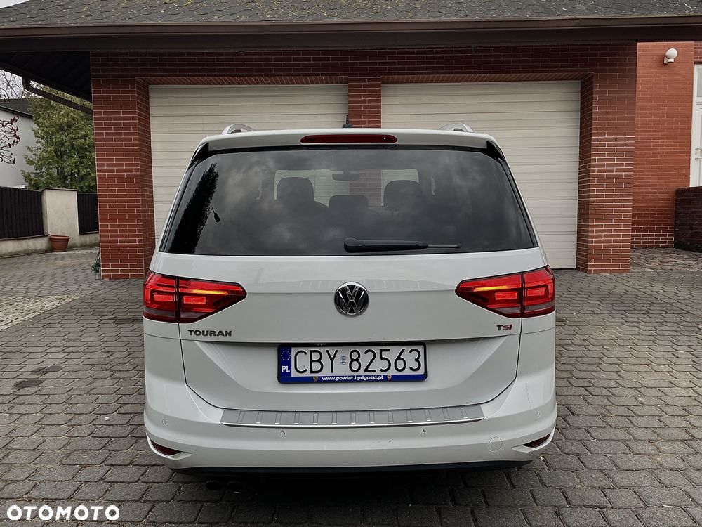 Volkswagen Touran 1.4 TSI BMT Highline - 4