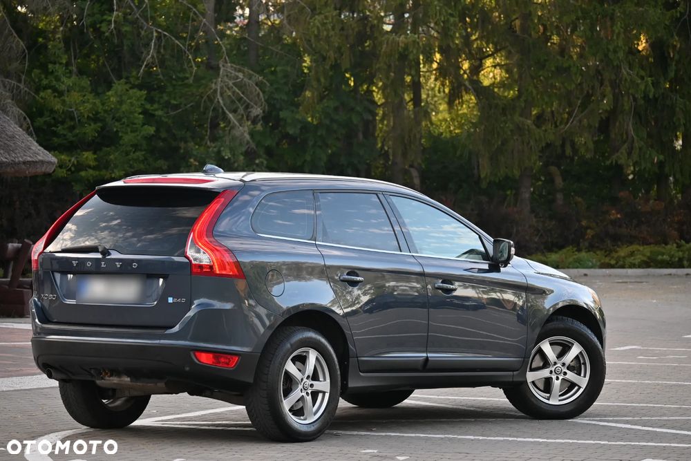 Volvo XC 60 2.4D DRIVe - 12