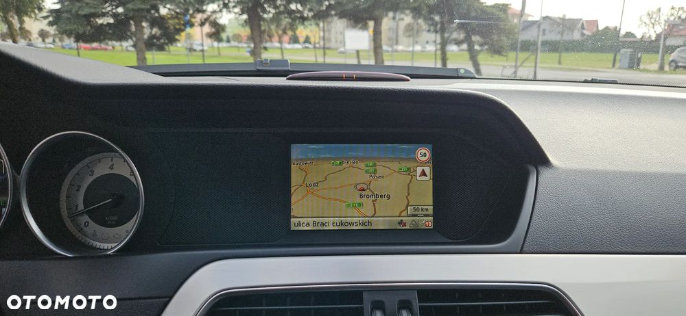 Mercedes-Benz Klasa C 180 Kompressor Automatik BlueEFFICIENCY Avantgarde - 35