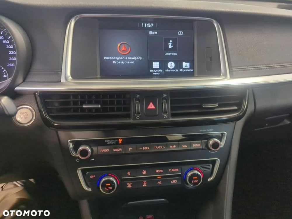 Kia Optima - 8