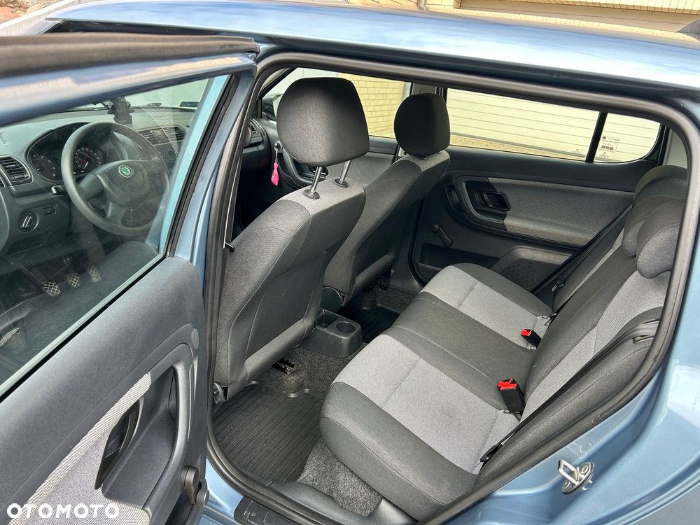 Skoda Fabia - 4