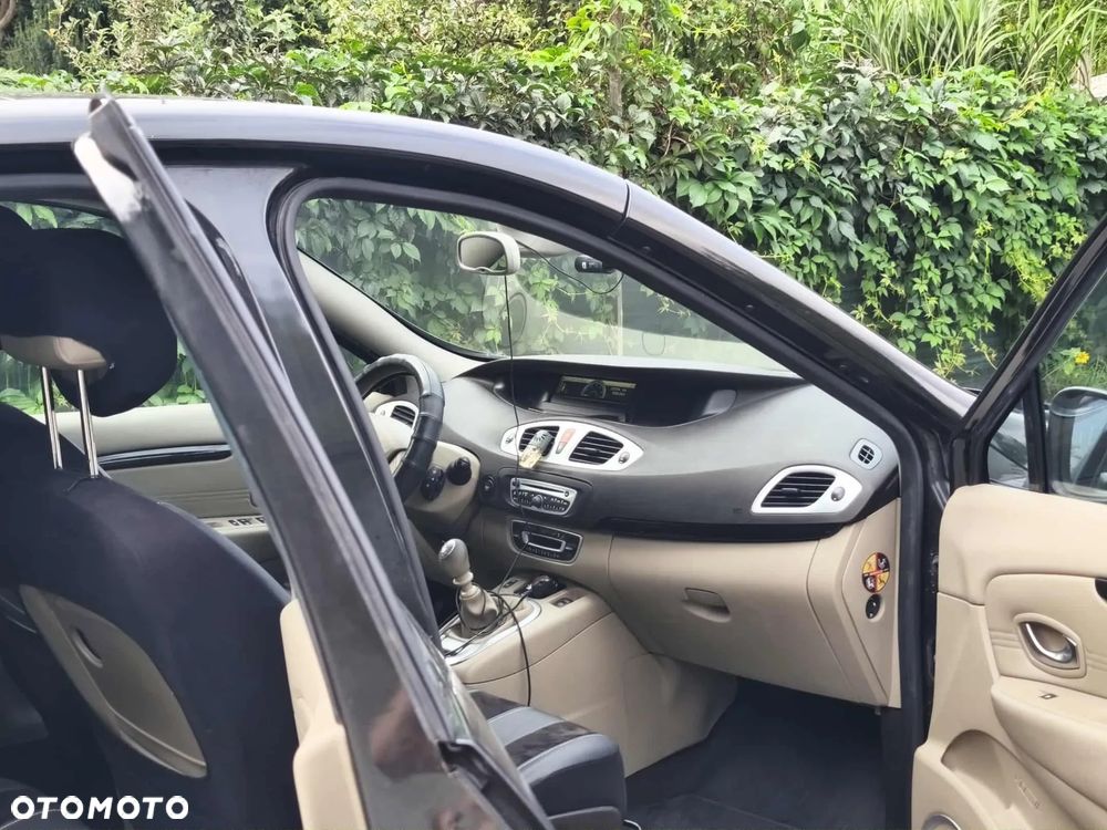 Renault Scenic 1.9 dCi Privilege - 35
