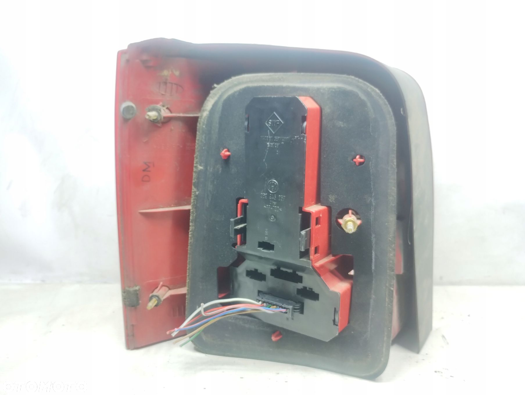 Vw Passat B5 Kombi 96-00 Lampa Tylna Tył Prawa Oe 3B9945112F - 4
