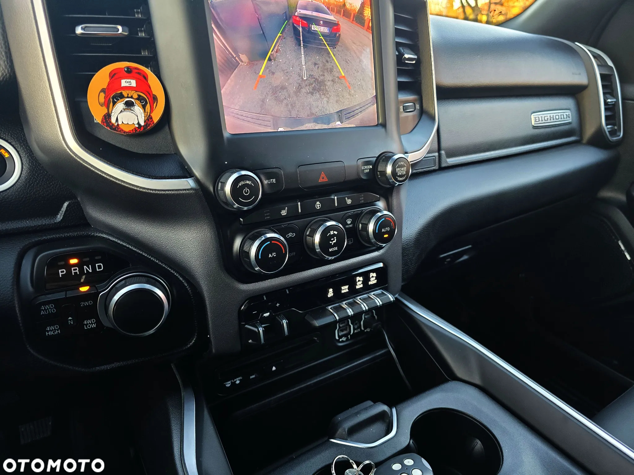 Dodge RAM 1500 5.7 4x4 - 25