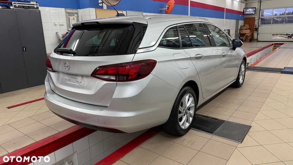 Opel Astra 2020 photo 4