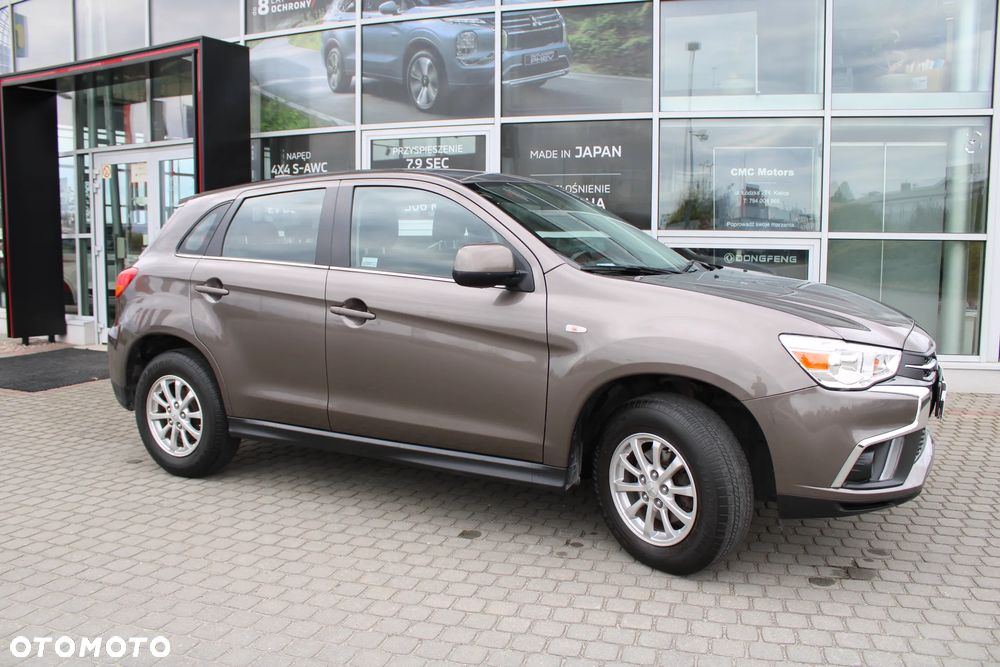 Mitsubishi ASX 1.6 Inform - 9