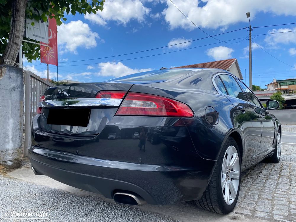 Jaguar XF 3.0 D V6 Premium Luxury - 5