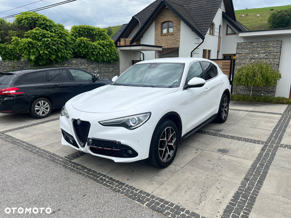 Alfa Romeo Stelvio 2.2 Diesel 16V AT8 Q4 Lusso