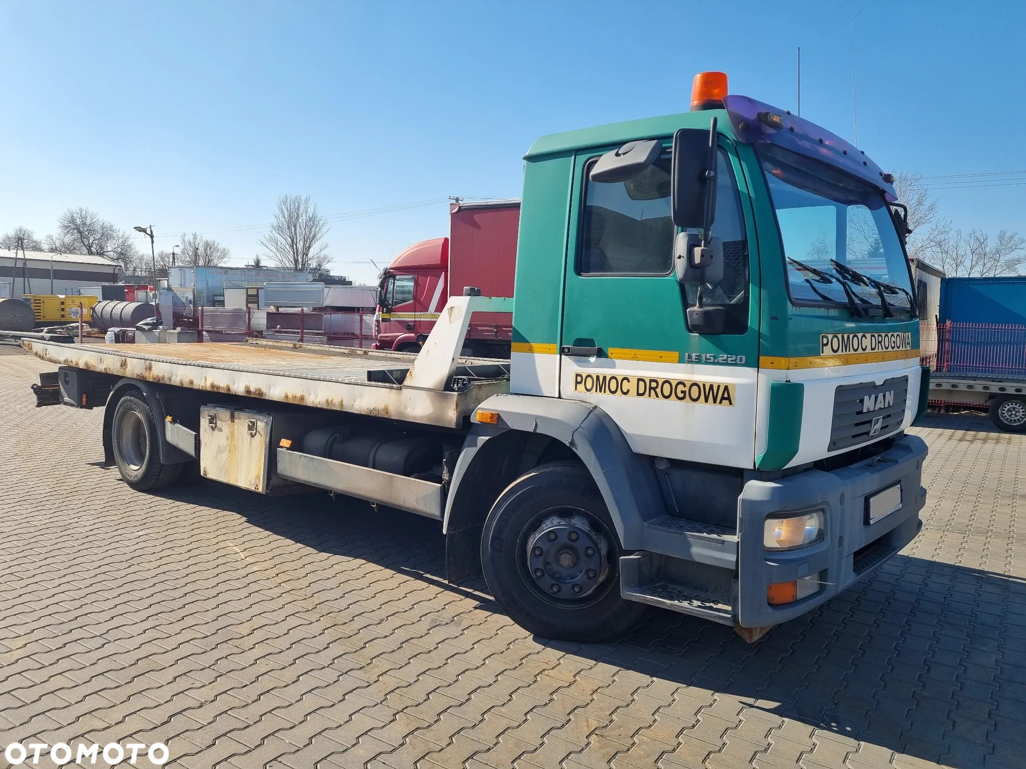 MAN LE 15 220 - 2