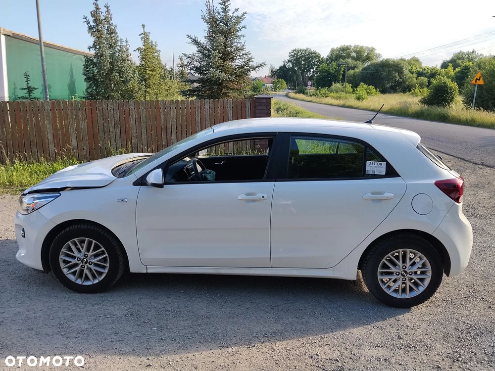 Kia Rio 1.0 T-GDI 120 Spirit - 8