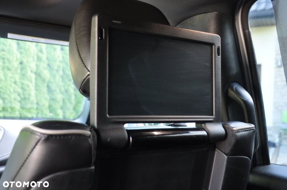 Chrysler Pacifica - 16