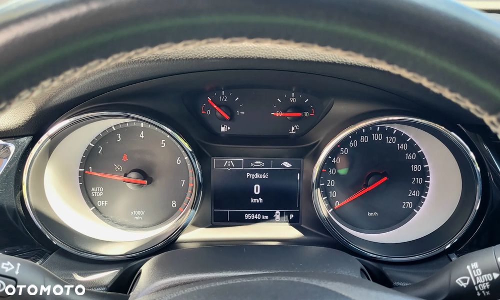 Opel Insignia - 9