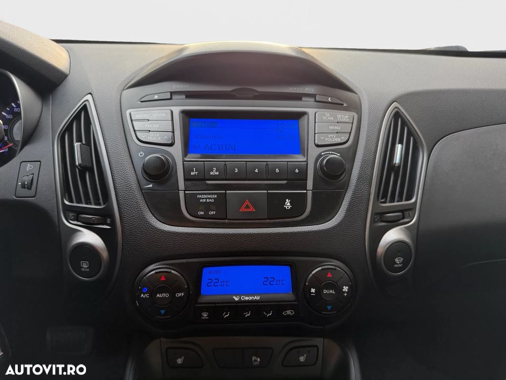 Hyundai ix35 2.0 CRDI 4WD Automatik Style - 13