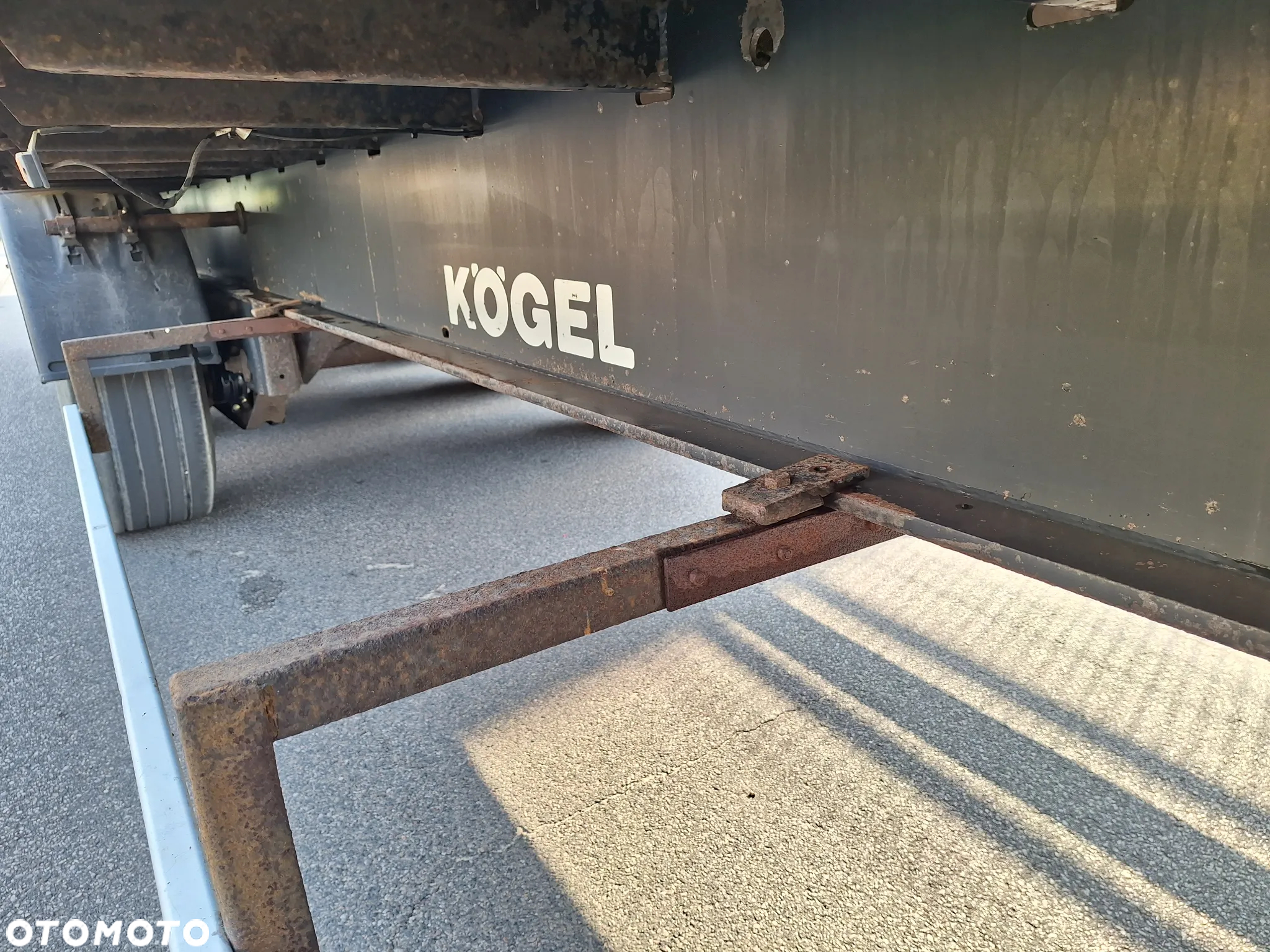 Kögel FIRANKA STANDARD SAF INTRAX TARCZA COIL MULDA - 6