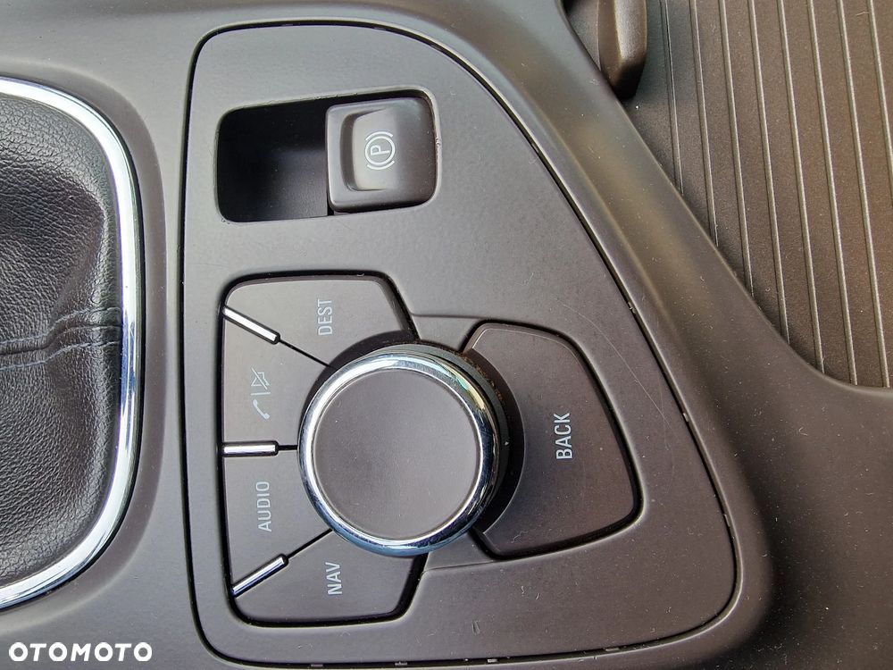 Opel Insignia 2.0 CDTI Cosmo - 32