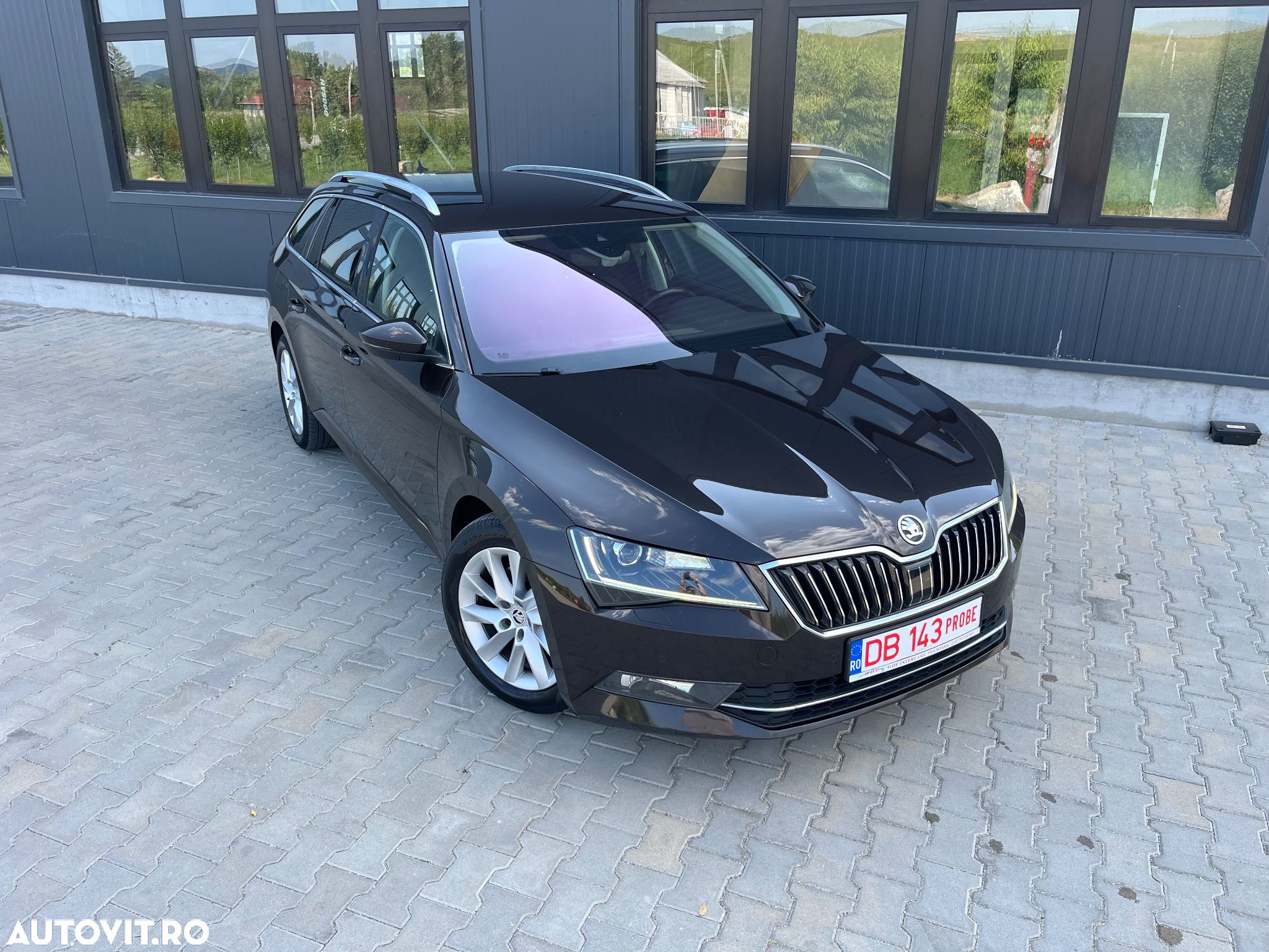 Skoda Superb Combi 1.6 TDI DSG Style - 1